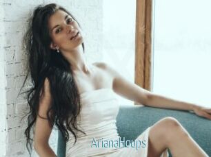 ArianaHoups