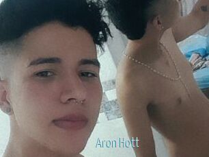 Aron_Hott