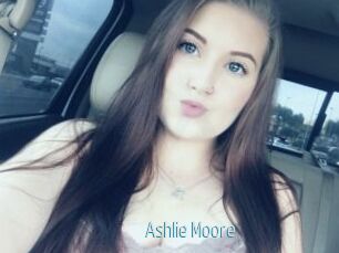 Ashlie_Moore