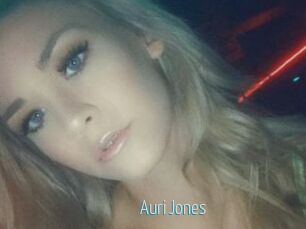 Auri_Jones