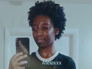 Aneliaxxx