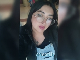 Aniiesmiith