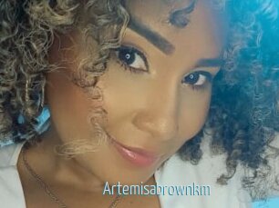 Artemisabrownkm