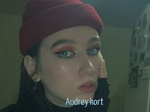 Audrey_kort