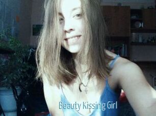 Beauty_Kissing_Girl