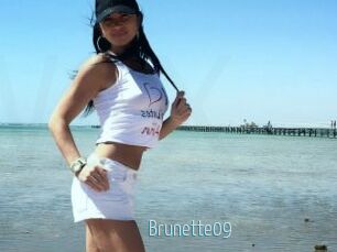Brunette09