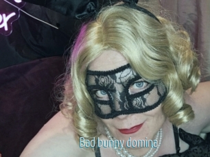 Bad_bunny_domina