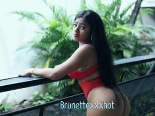 Brunettexxxhot