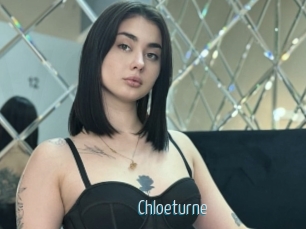 Chloeturne