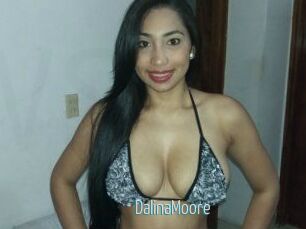 Dalina_Moore