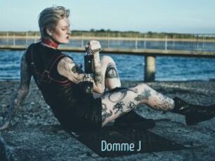 Domme_J