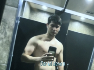 Daniel_devon