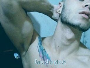 Dany_strongbody