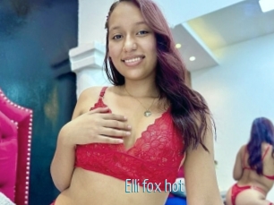 Elli_fox_hot