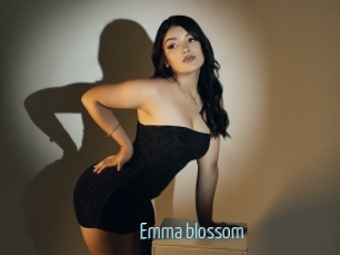 Emma_blossom