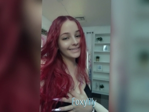 Foxylilly