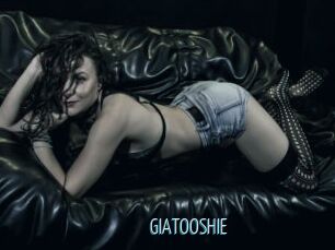 GIATOOSHIE Video Sexe