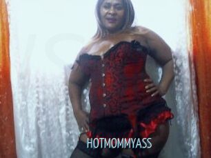 HOTMOMMYASS