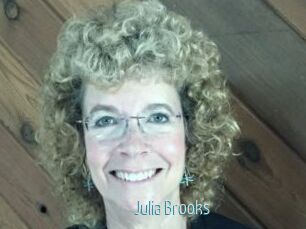 Julia_Brooks