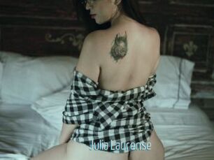 Julia_Laurense