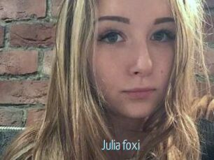 Julia_foxi