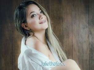 Juliethafoxx