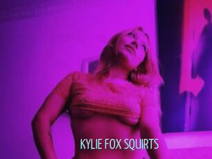 KYLIE_FOX_SQUIRTS
