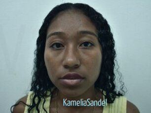 KameliaSandel