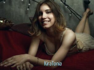 KiraTonia