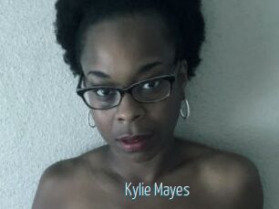 Kylie_Mayes