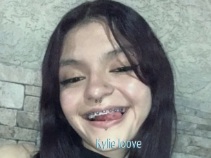 Kylie_loove