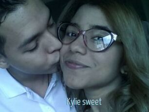 Kylie_sweet