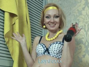 LadyxFoxxx