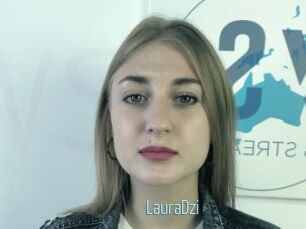 LauraDzi