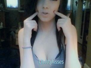 Lilkittykisses