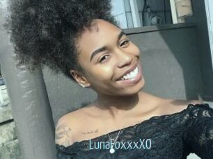 LunaFoxxxXO