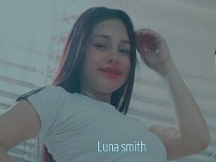 Luna_smith