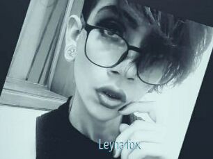 Leyna_fox