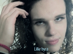 Lillie_byra