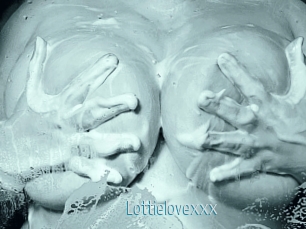 Lottielovexxx