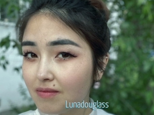 Lunadouglass