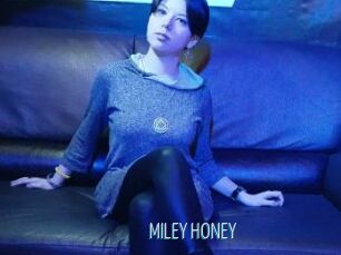MILEY_HONEY