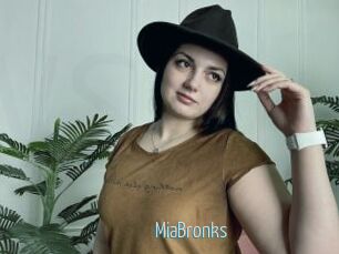 MiaBronks