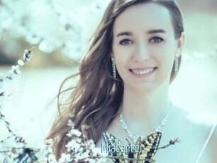 Mia_Carter