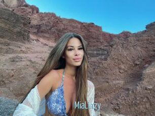 MiaLinzy