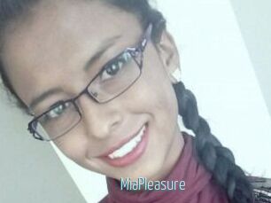 Mia_Pleasure