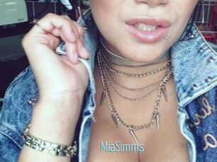 MiaSimms