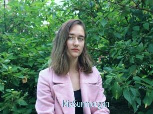 MiaSunmorgan