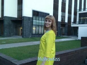 MiaWowKiss