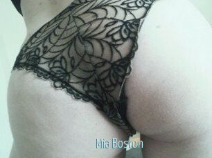 Mia_Boston